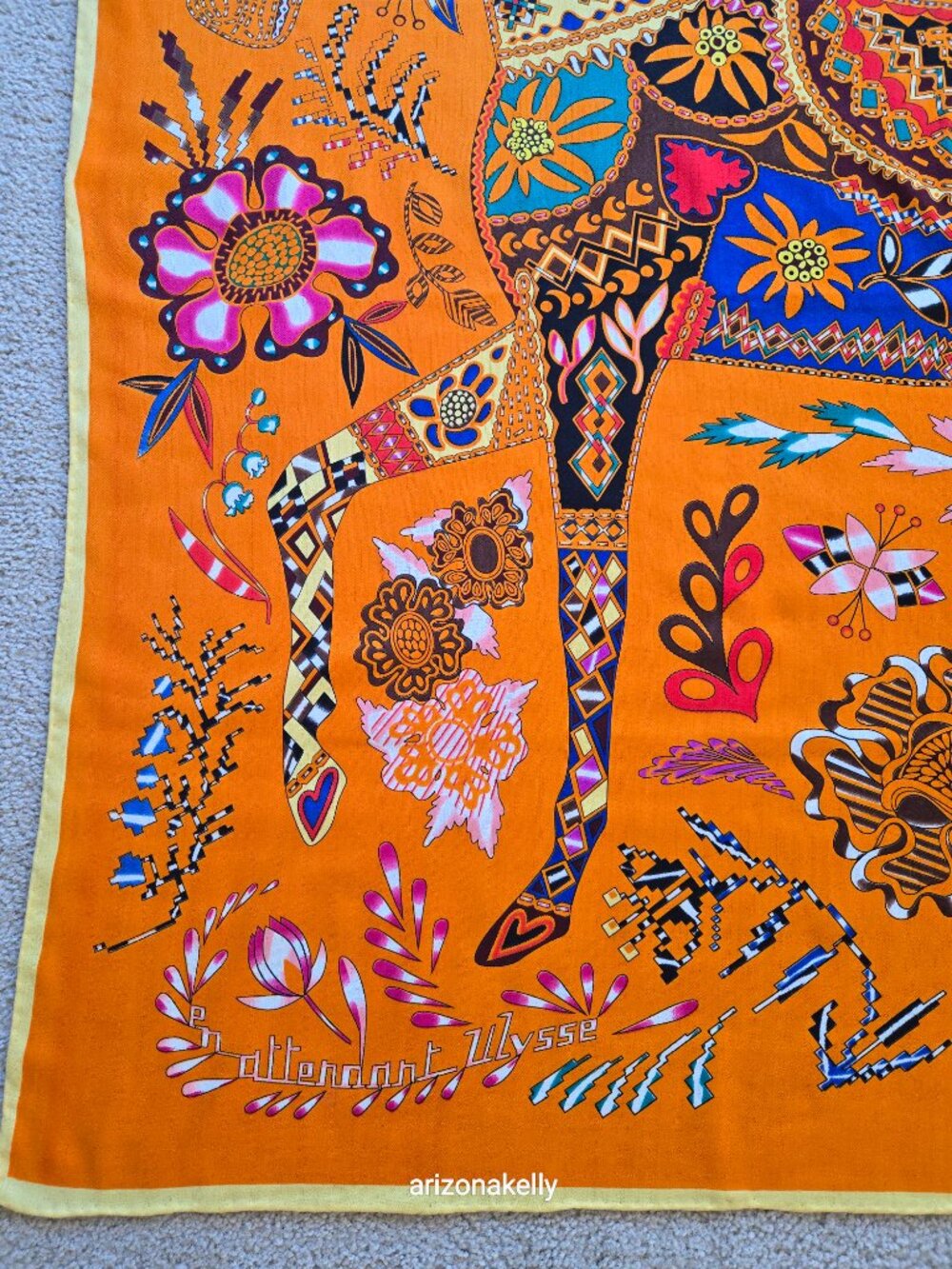 HUGE Cashmere & Silk Scarf Stole Hand-Rolled Hem Vibrant Colors Horse Equestrian - Picture 8 of 12